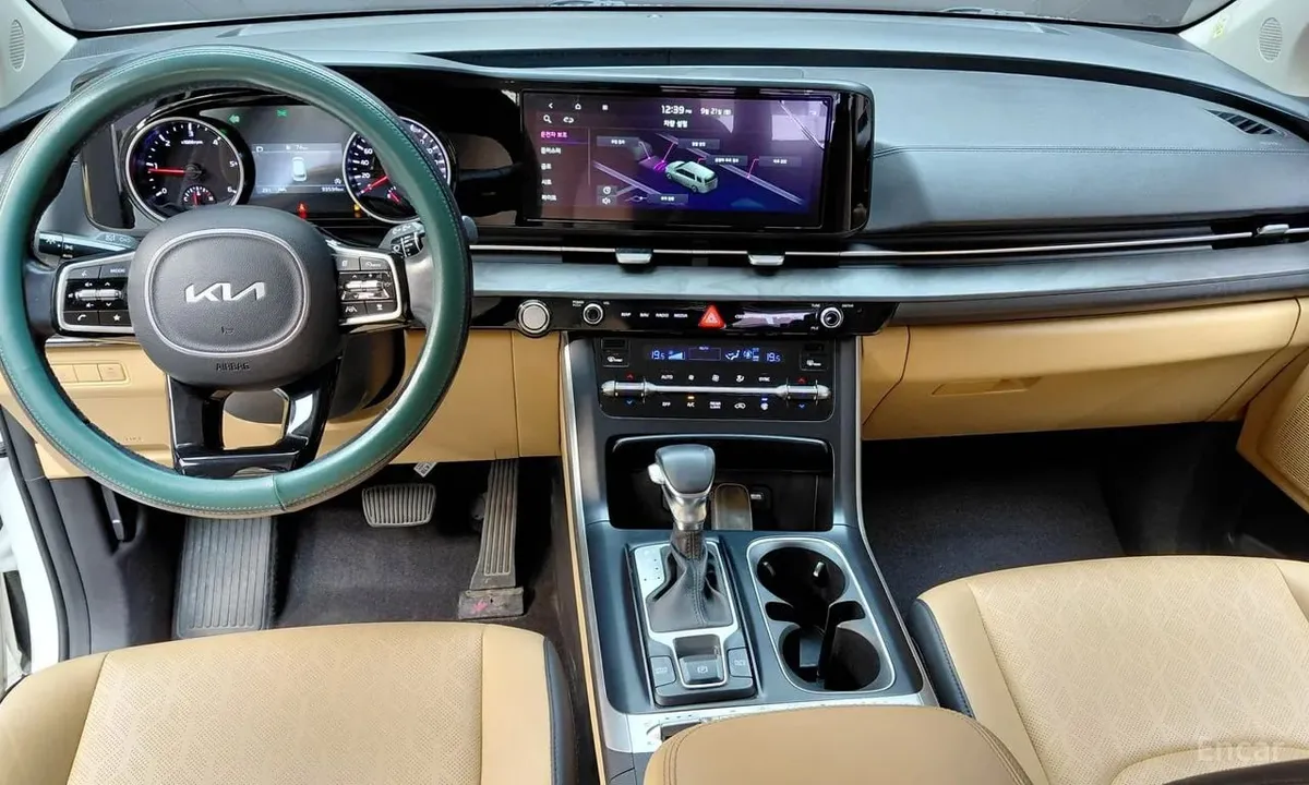 KIA CARNIVAL PRESTIGE 2023