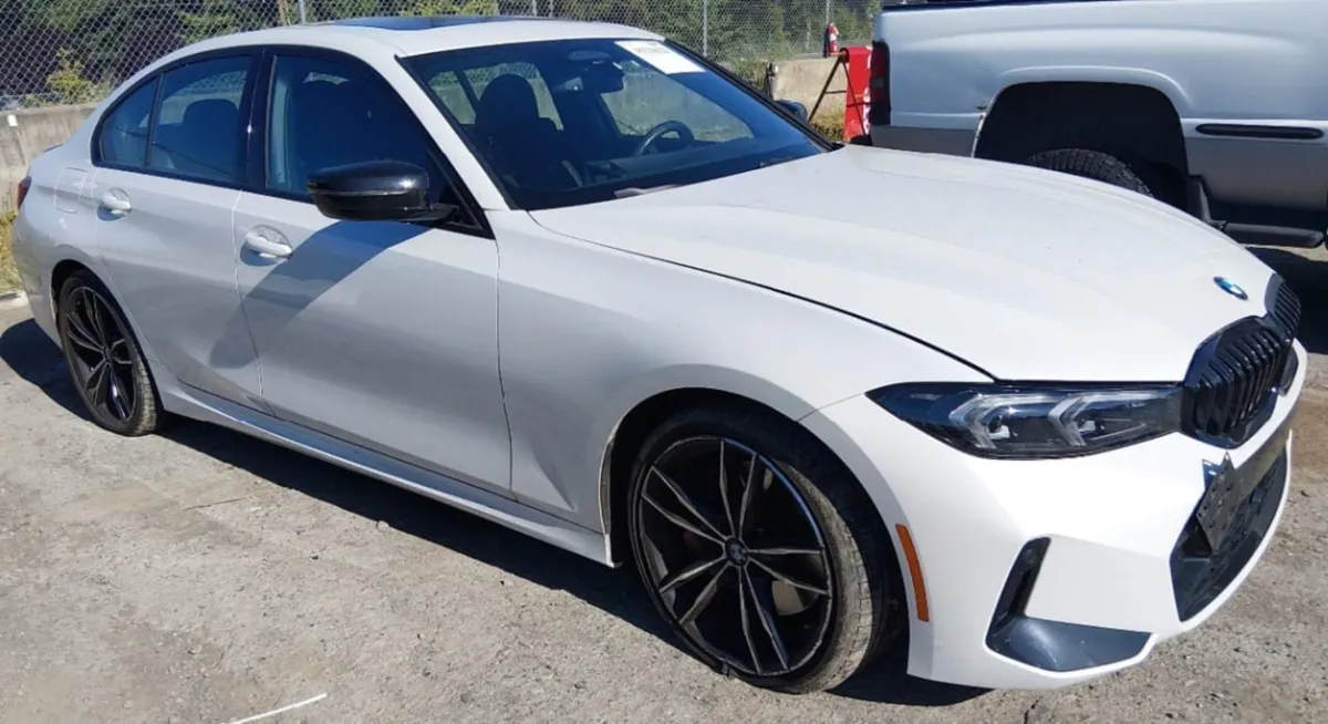 BMW 330I XDRIVE 2024