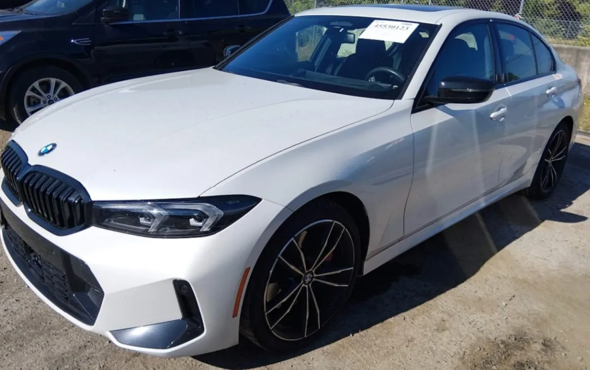 BMW 330I XDRIVE 2024