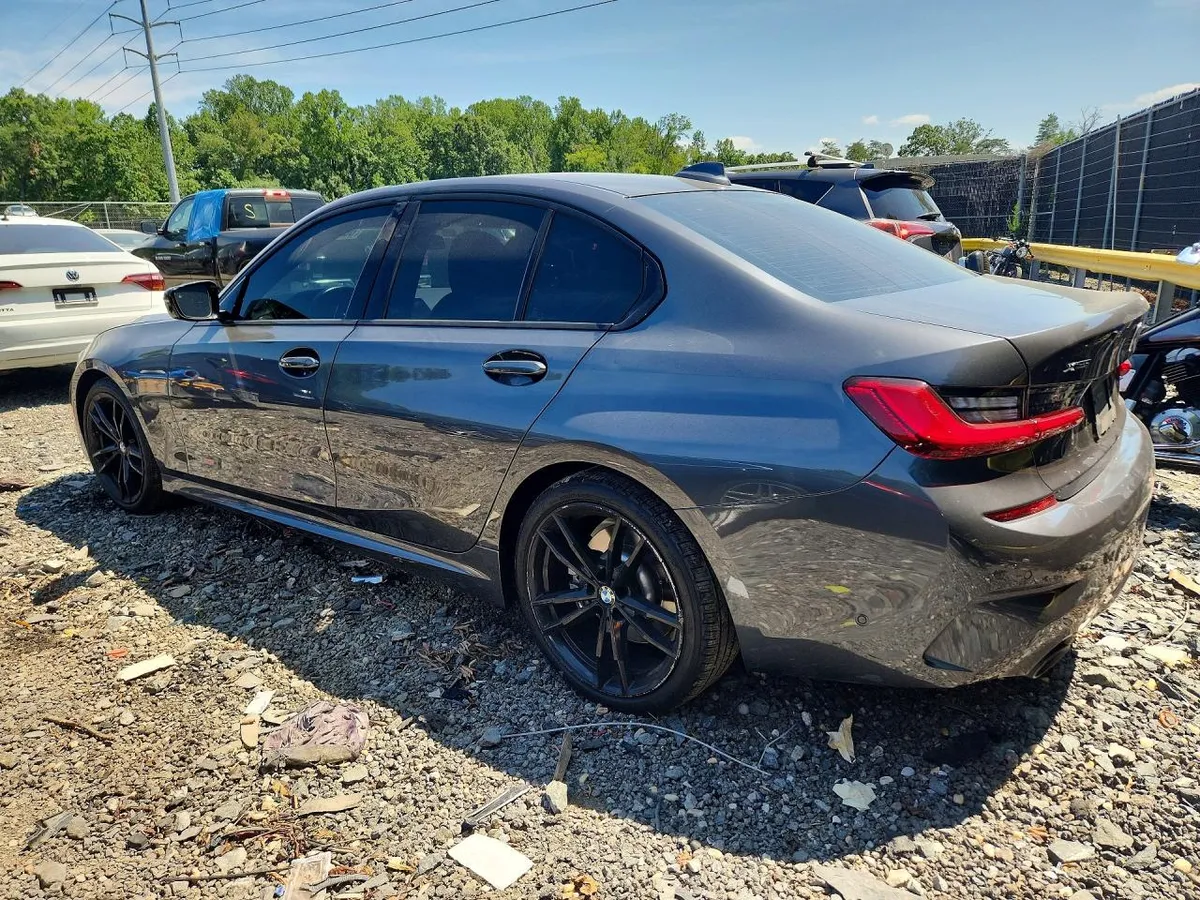 BMW 330XI 2021