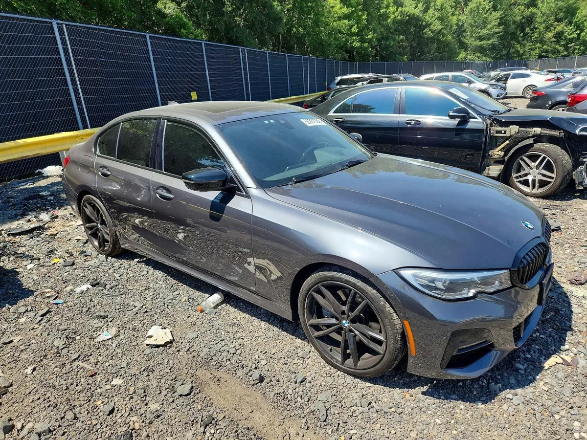 BMW 330XI 2021