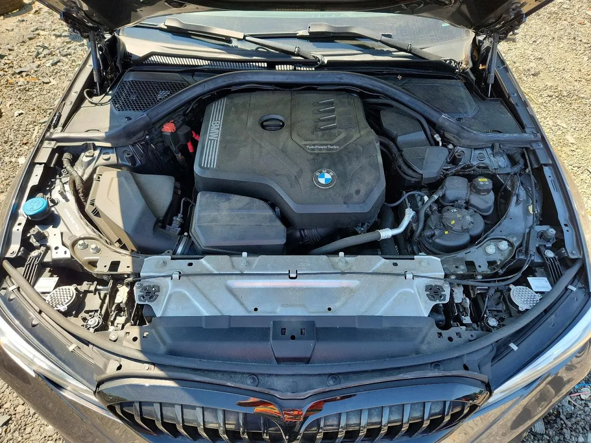 BMW 330XI 2021