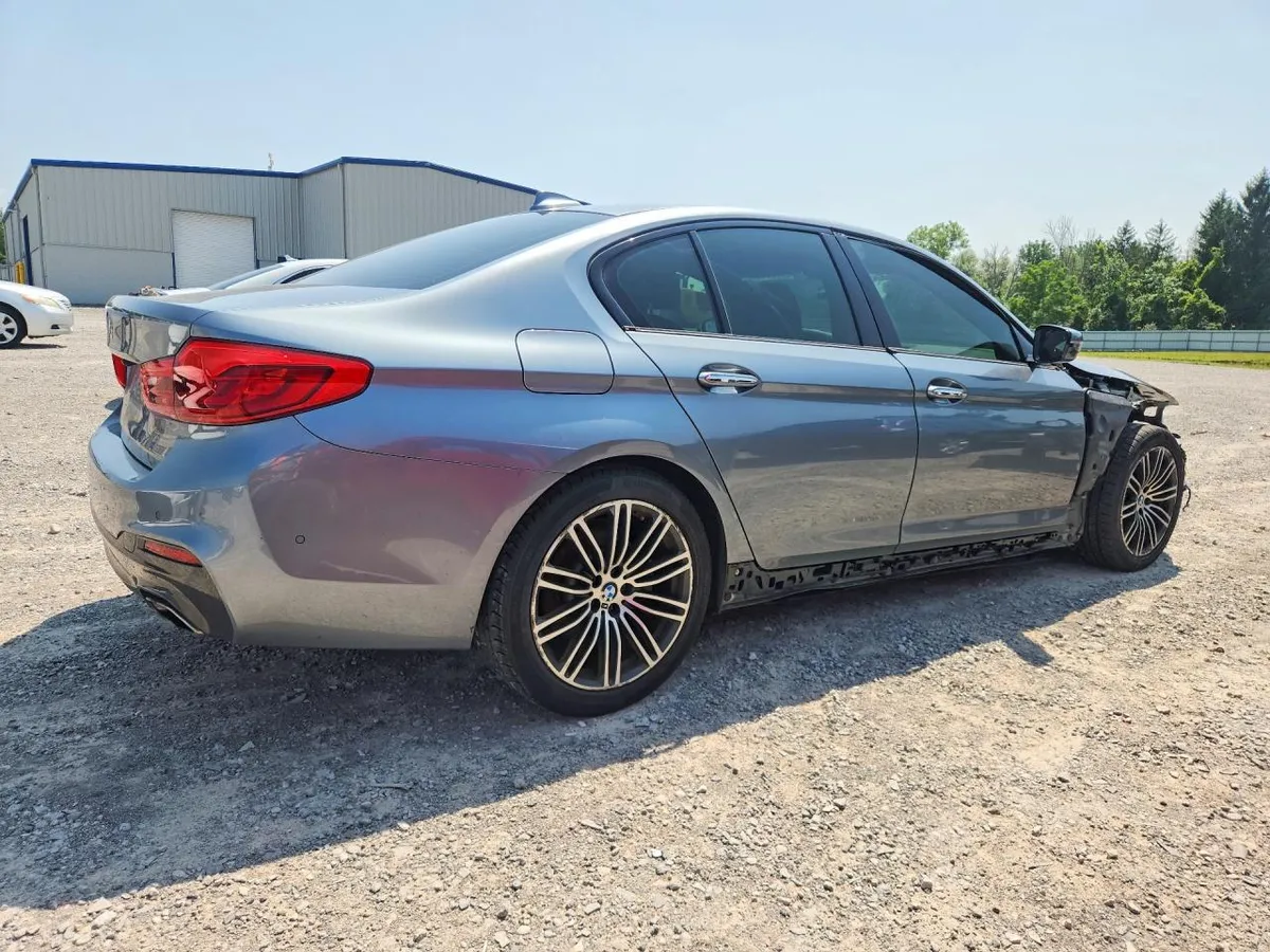 BMW 530 XI 2018