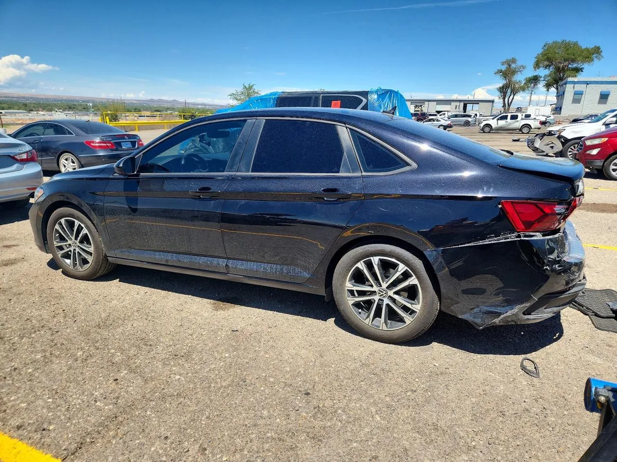 VOLKSWAGEN JETTA 2022
