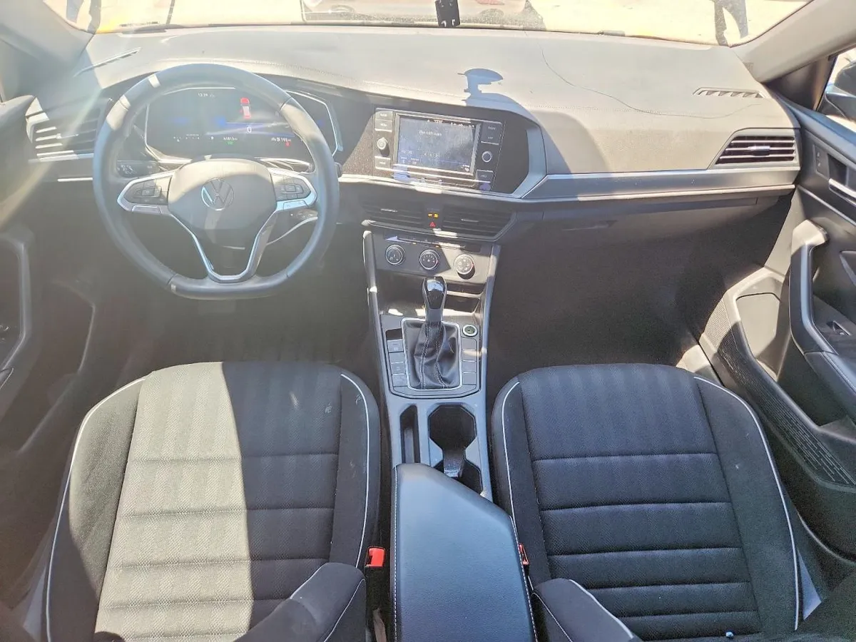 VOLKSWAGEN JETTA 2022