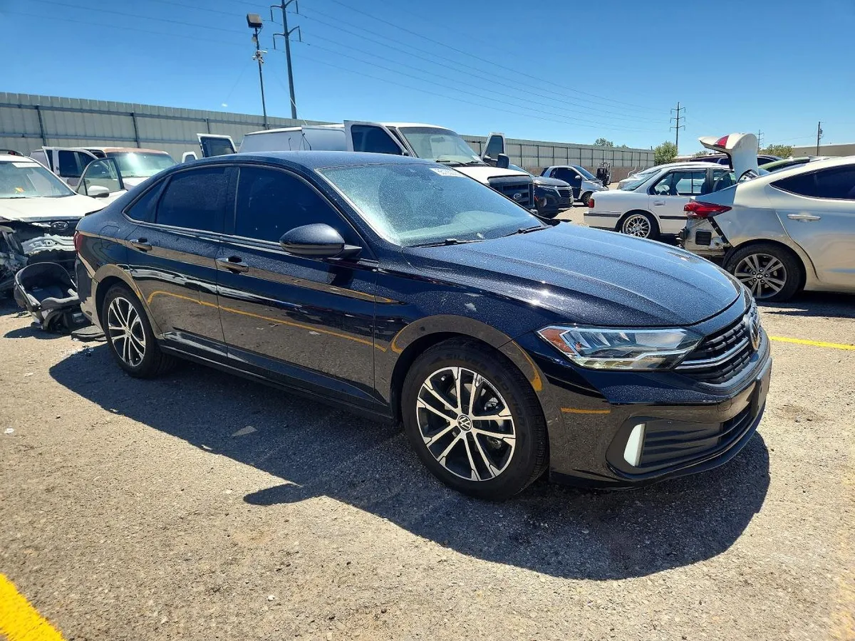 VOLKSWAGEN JETTA 2022