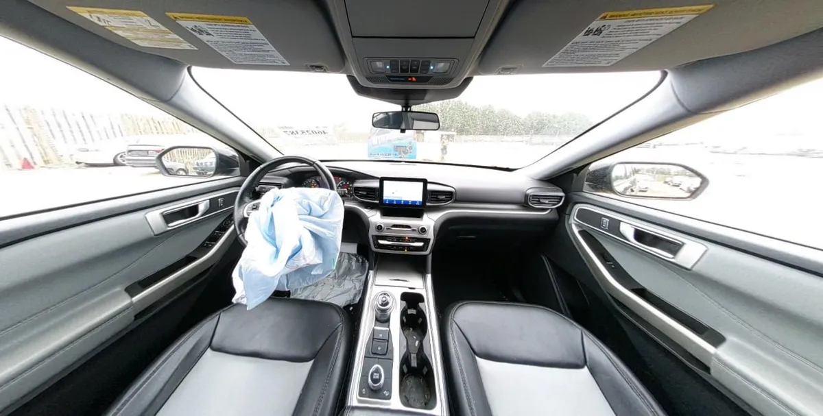 FORD EXPLORER XLT 2022