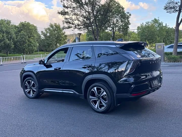 GEELY BOYUE L 2025
