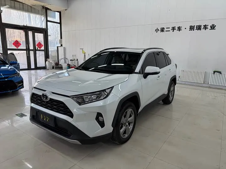 TOYOTA RAV4 2022