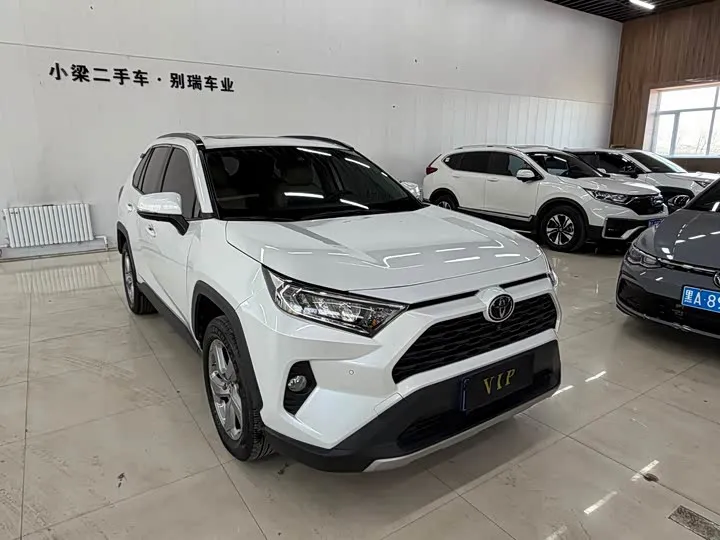 TOYOTA RAV4 2022