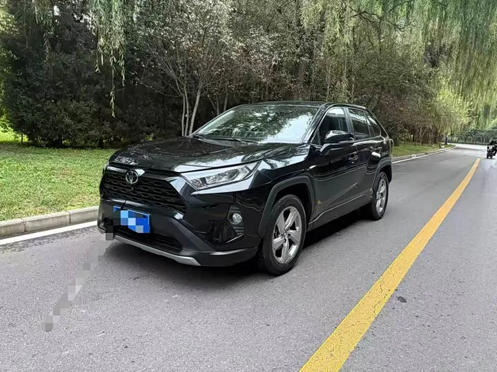 TOYOTA RAV4 2023
