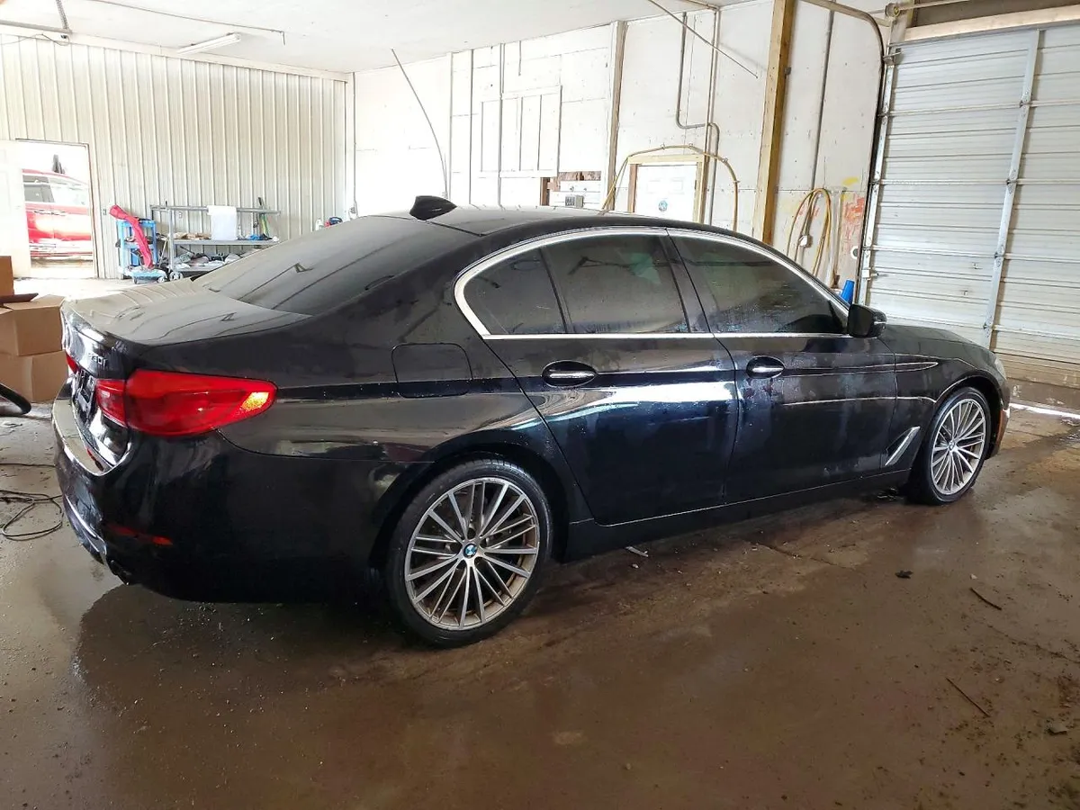 BMW 530 XI 2018