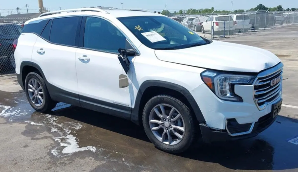 GMC TERRAIN SLT 2023