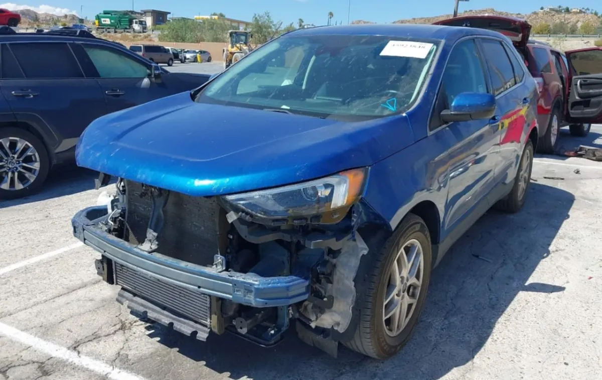 FORD EDGE SEL 2023