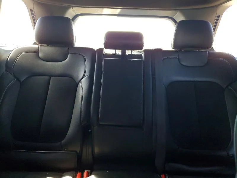 JEEP GRAND CHEROKEE LAREDO 2024