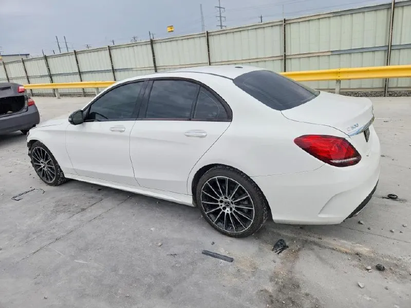 MERCEDES-BENZ C-CLASS 300 2019