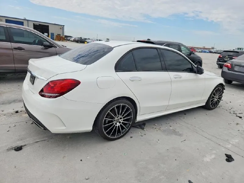 MERCEDES-BENZ C-CLASS 300 2019