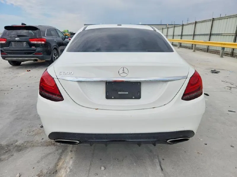MERCEDES-BENZ C-CLASS 300 2019
