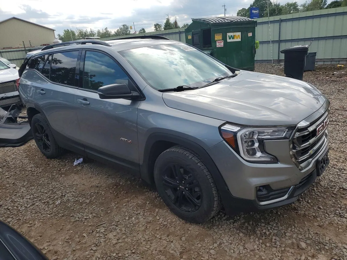 GMC TERRAIN AT4 2023
