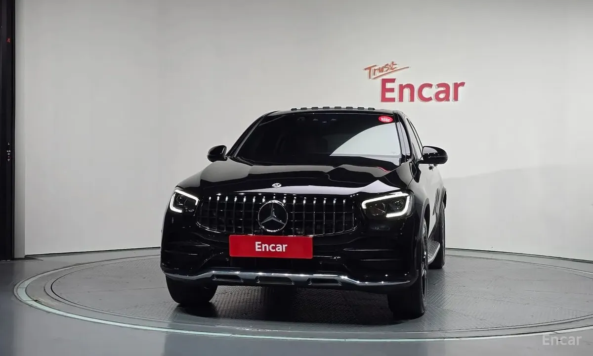 MERCEDES-BENZ GLC300 4MATIC COUPE 2023