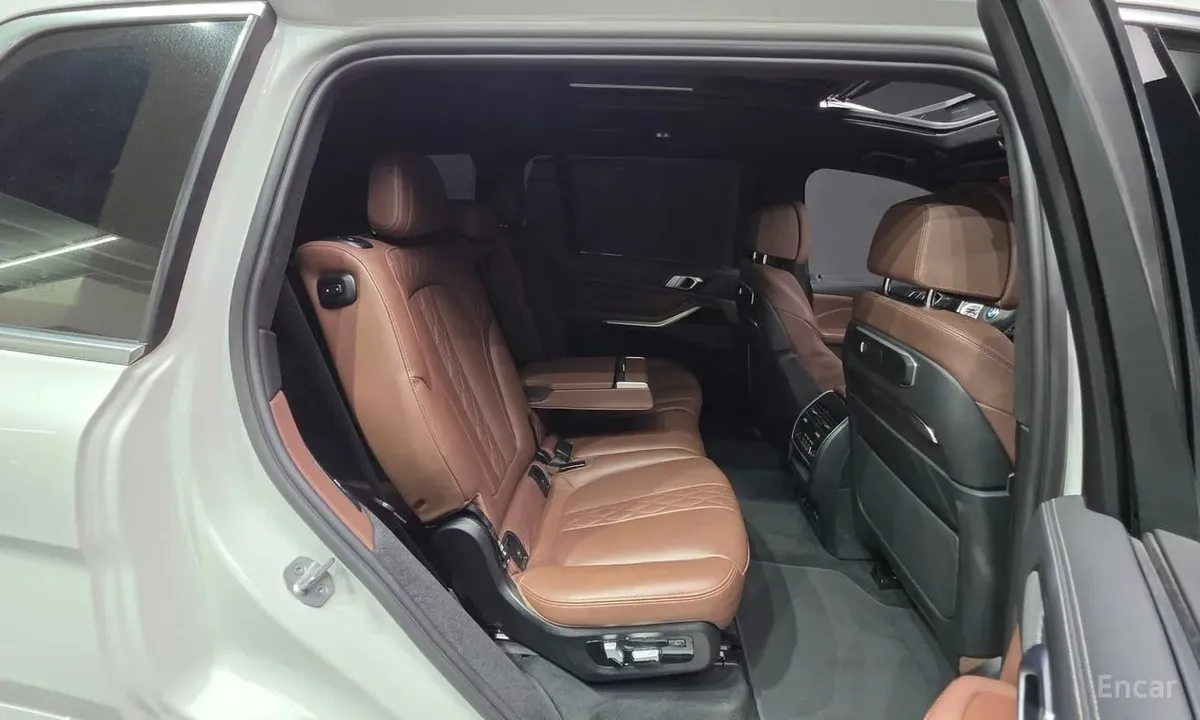BMW X7 40D M-SPORT 7-SEATER 2023