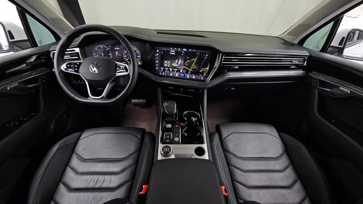 VOLKSWAGEN TOUAREG PREMIUM 2023