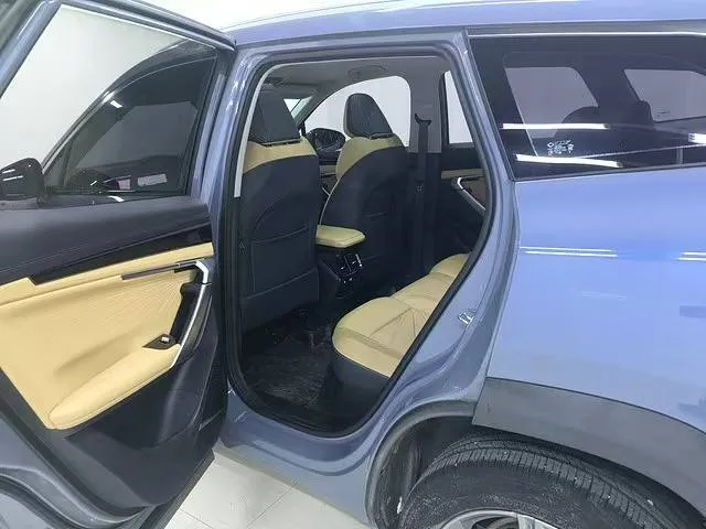 GEELY BOYUE L LUXURY 2023