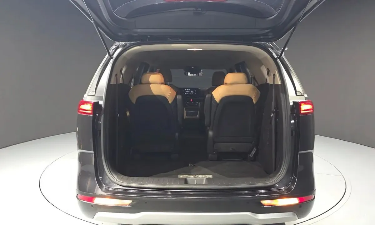 KIA CARNIVAL PRESTIGE 2022