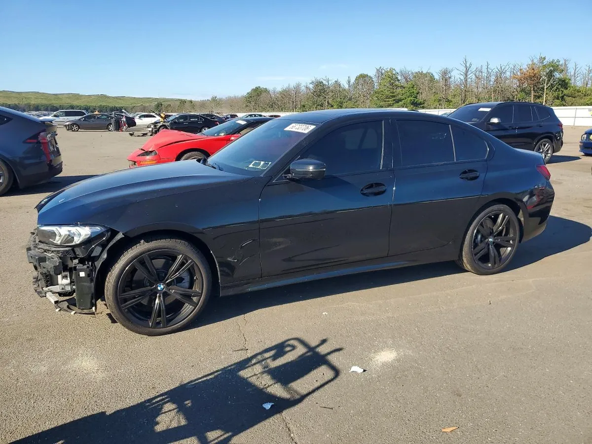 BMW 330XI 2023