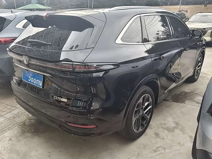 CHANGAN CS75PLUS 2025