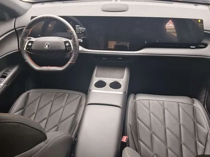 CHANGAN CS75PLUS 2025