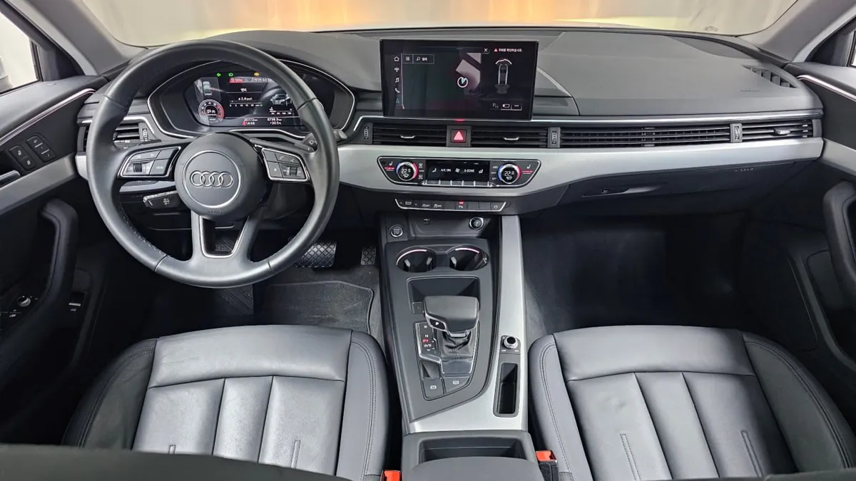 AUDI A4 ПАМЯТЬ ПОЛОЖЕНИЙ СИДЕНЬЯ ВОДИТЕЛЯ ПОДОГРЕВ И ЭЛЕКТРОПРИВОД ПЕРЕДНИХ СИДЕНИЙ ЭЛЕКТРОПРИВОД ЗЕРКАЛ ЛЮК 2022