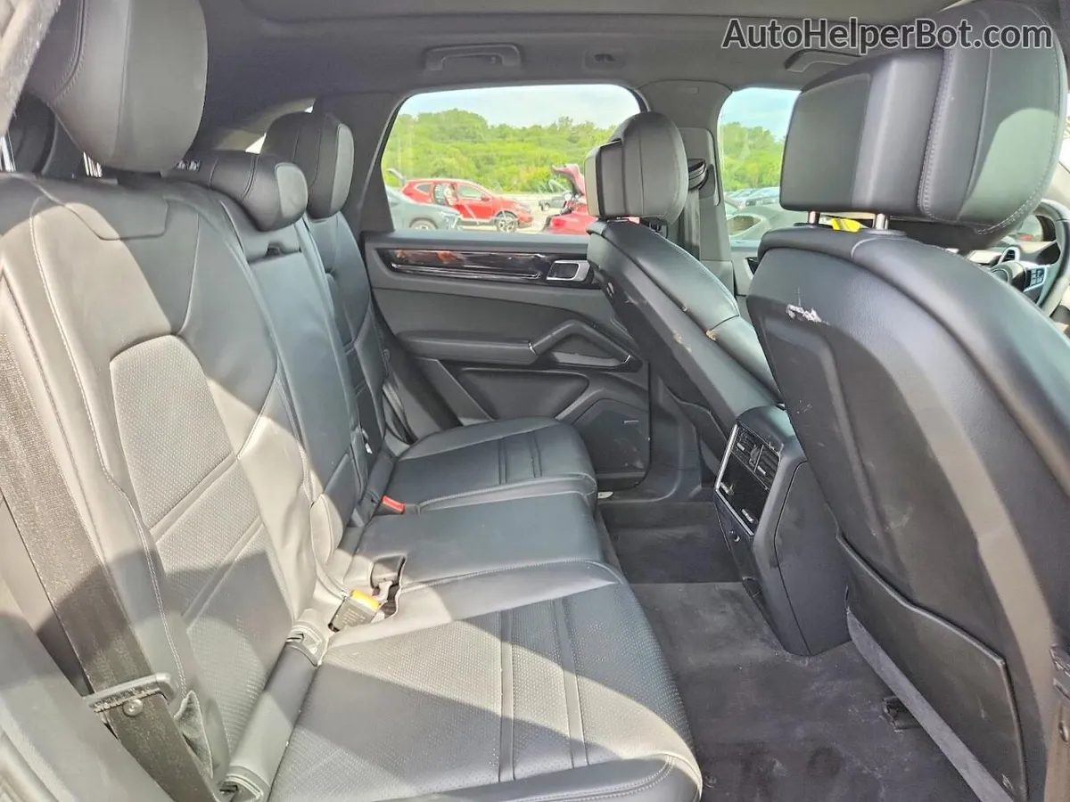 PORSCHE CAYENNE BASE 2023
