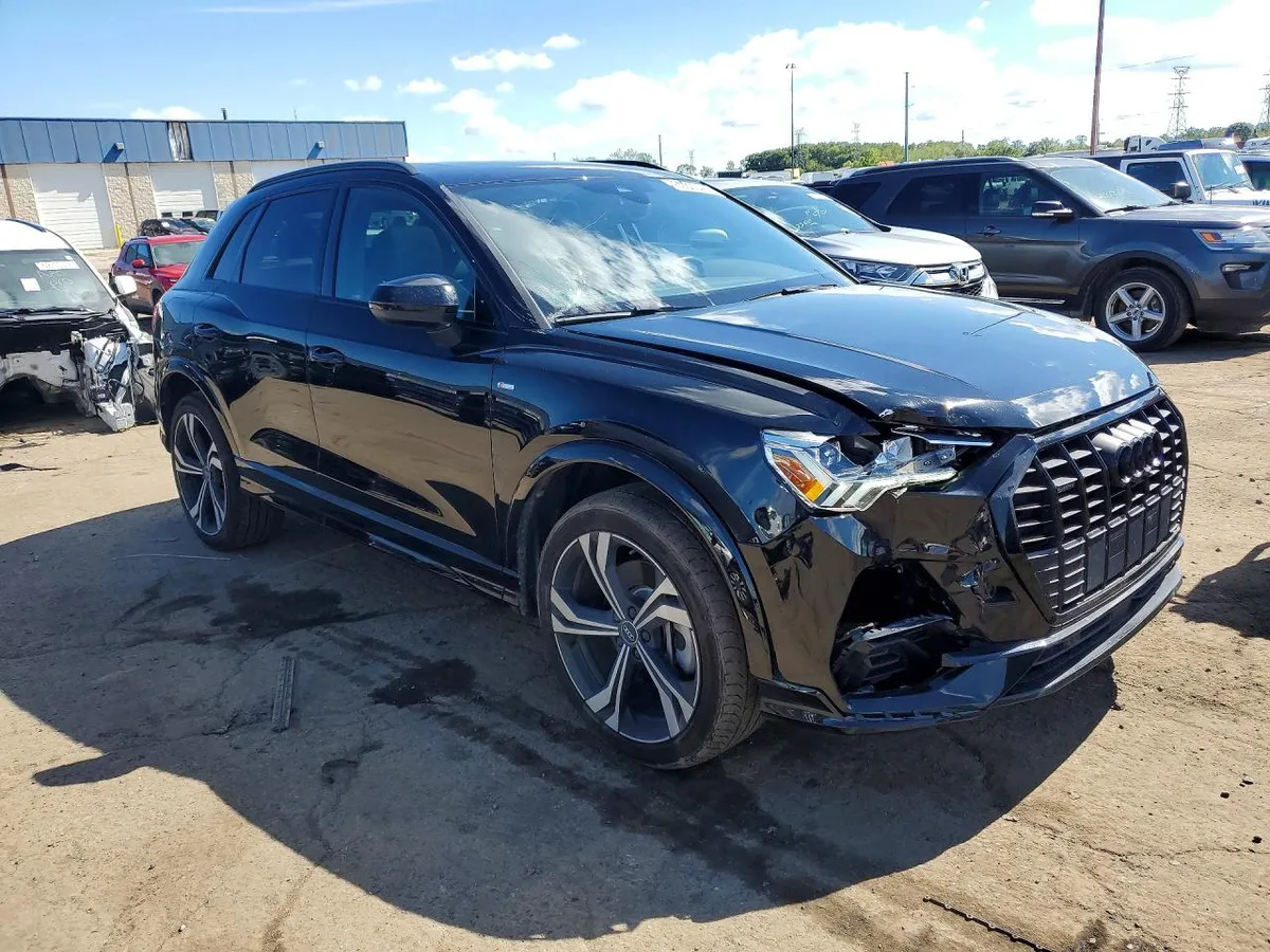AUDI Q3 PREMIUM PLUS 2024