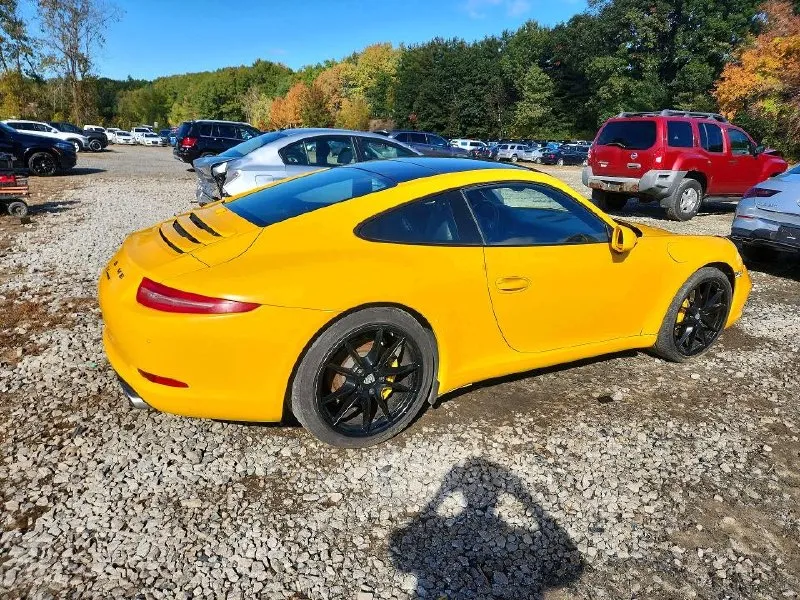 PORSCHE 911 CARRERA 2015