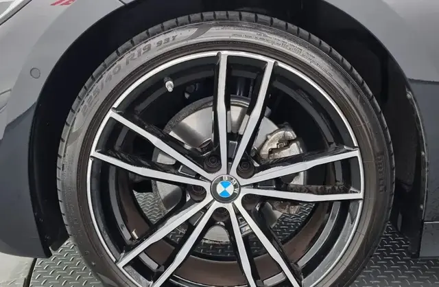 BMW 3 SERIES 2022