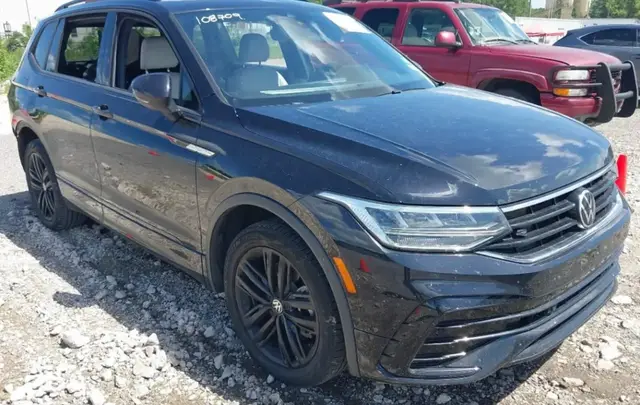 VOLKSWAGEN TIGUAN SE 2022