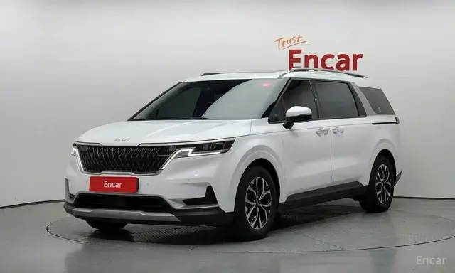 KIA CARNIVAL PRESTIGE 2023