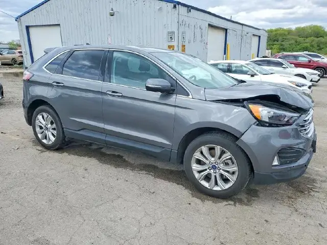 FORD EDGE TITANIUM 2022