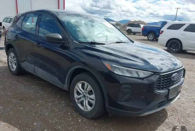 FORD ESCAPE 2023