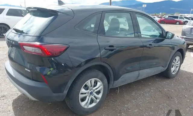 FORD ESCAPE 2023