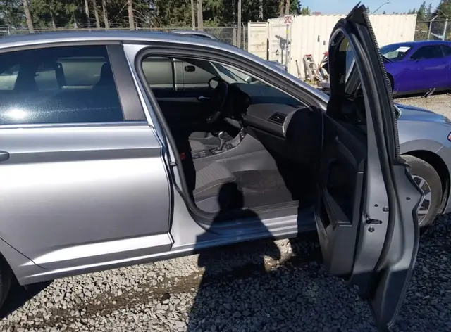 VOLKSWAGEN JETTA 2022