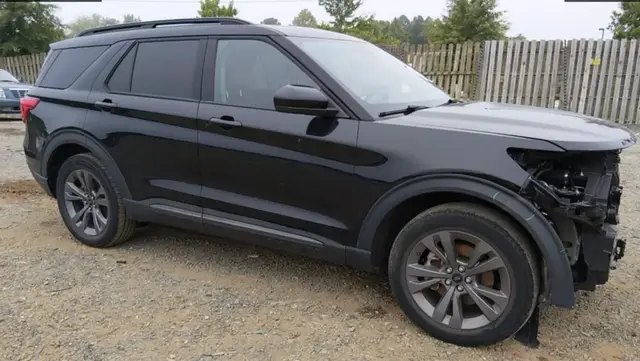FORD EXPLORER XLT 2022