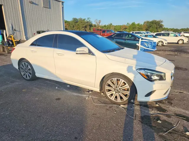 MERCEDES-BENZ CLA 250 4MATIC 2019