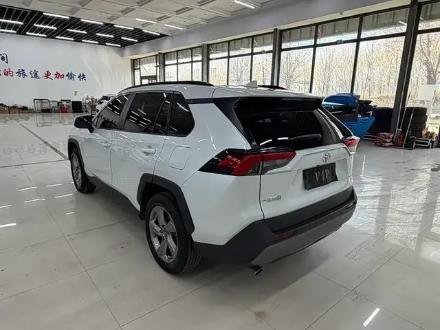 TOYOTA RAV4 2022