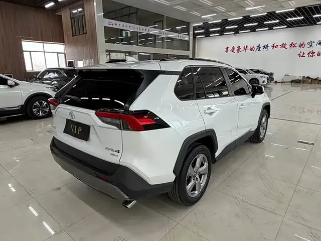 TOYOTA RAV4 2022