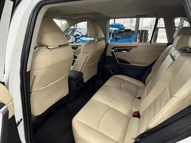 TOYOTA RAV4 2022