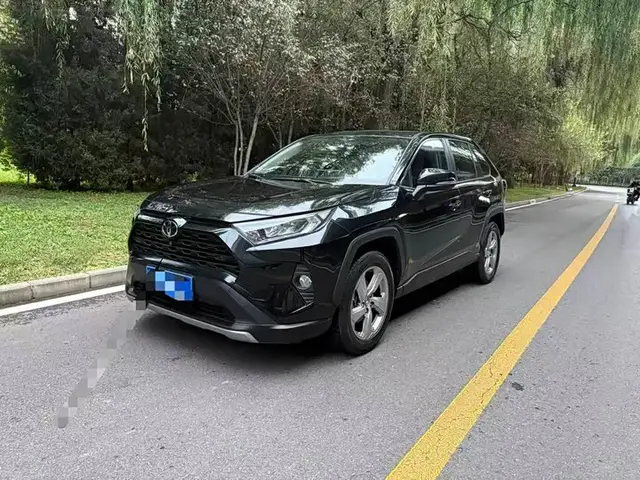 TOYOTA RAV4 2023