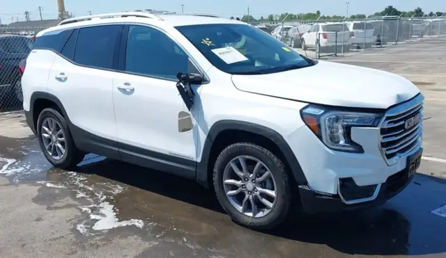 GMC TERRAIN SLT 2023