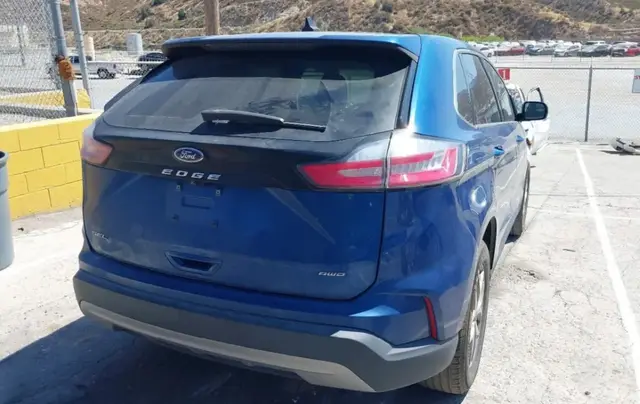 FORD EDGE SEL 2023